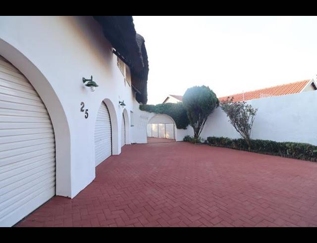 3 BEDROOM HOUSE FOR SALE IN RANDHART